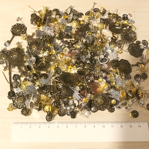 17060 : たっぷりジャンクパーツ はんぱパーツセット 金属パーツ 金具