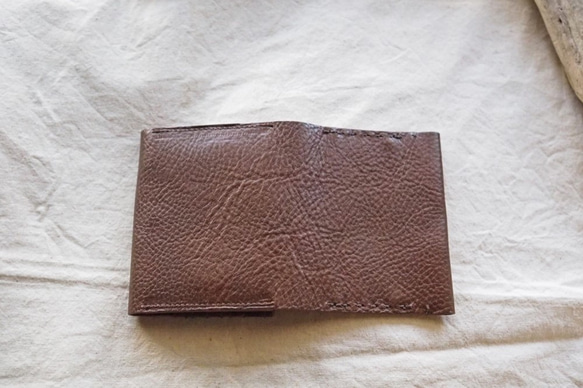 パッチワーク　色んなレザーを使用した　二つ折りの小さな革のお財布　（ブラウン） 5枚目の画像