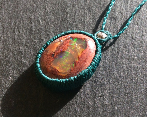 天然石 マクラメ ペンダント カンテラオパール PN111 ネックレス