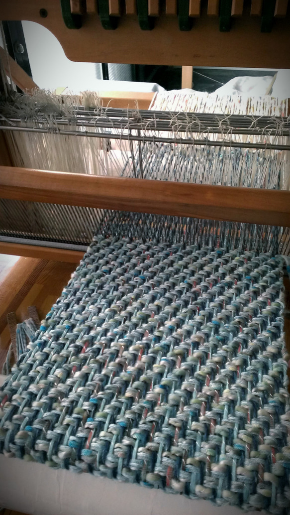 ナンシーコ〜ネイビーカラー手織りツイルワイドロングスカーフ、ショール-A246 3枚目の画像
