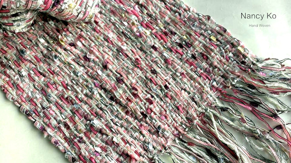 Nancy Ko手工梭織~長寬版寶石光涼紗巾,粉紅佳人-A233 第3張的照片