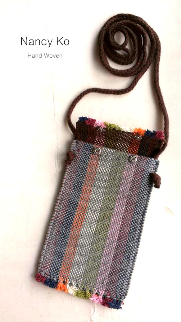 ナンシー・コ手織り綿の携帯電話のバックパック〜 1枚目の画像