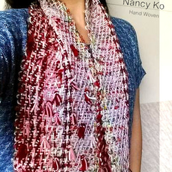 手織りナンシーコ〜赤い口紅花言葉、斜文織スカーフ短い-A298 2枚目の画像