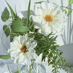 ウェディング に 人気 ナチュラル ｢ 白い花 グリーン ｣ マジカルウォーター お花 ギフト インテリア 3枚目の画像