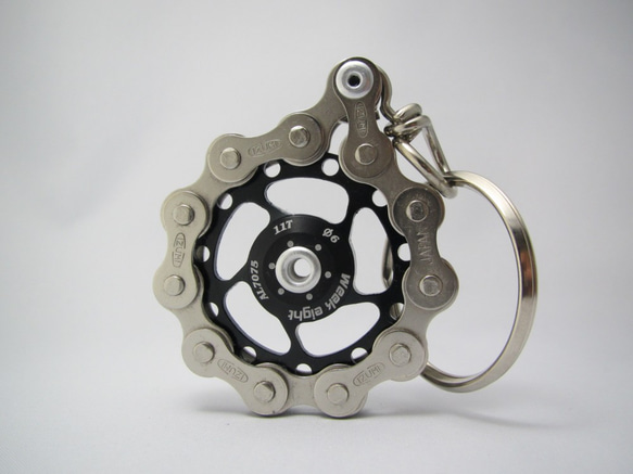 bike (bicycle) chain key chain with pulley black 第7張的照片