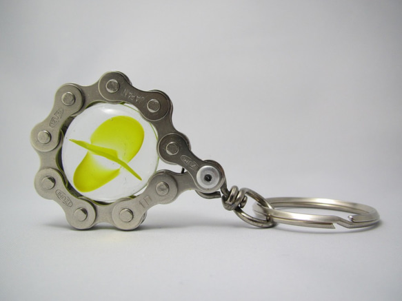 Bicycle Chain Key chain with Flat Grass Marble yellow 第9張的照片
