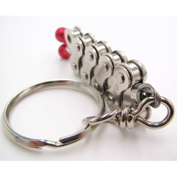 Bike Chain Keychain with calabash brake wire end-cap red 第4張的照片