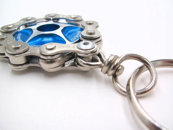 Bike Chain Key Chain with Colored Top Cap blue 第5張的照片