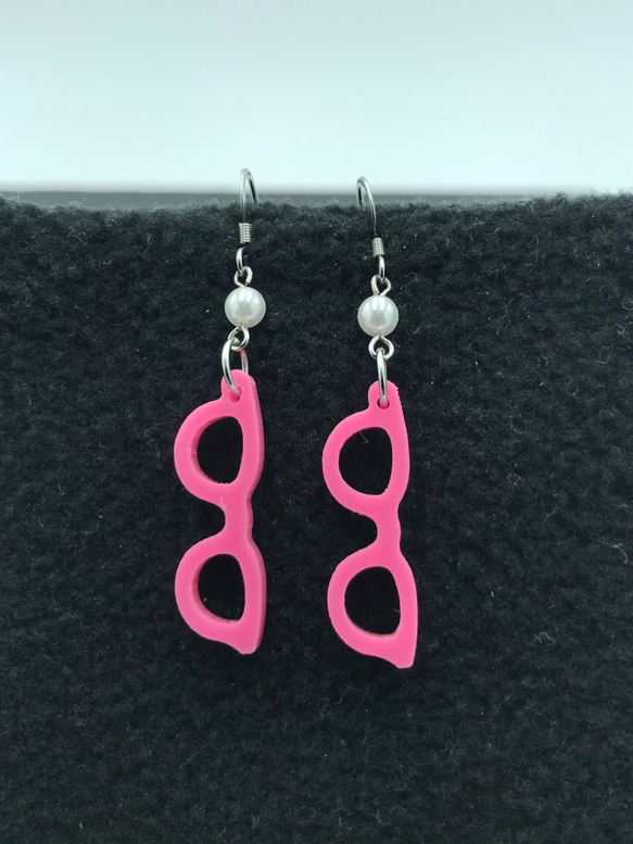 Glasses ear ring pink with acrylic pearl 第1張的照片