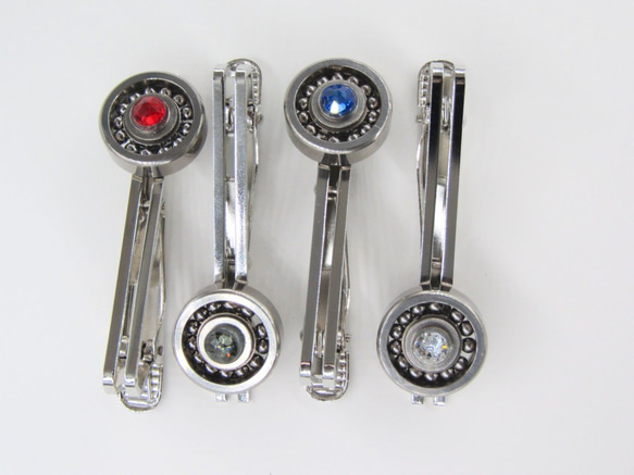 Rotating bearing tie clip red 第6張的照片