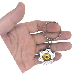 Gold Bike Bicycle Chain Hexagon-Shape Keychain 第3張的照片