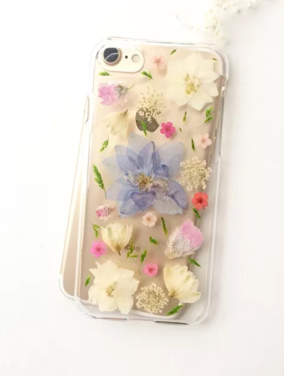【iPhone以外の専用ページ】花の谷♡スマホ押し花ケース 4枚目の画像