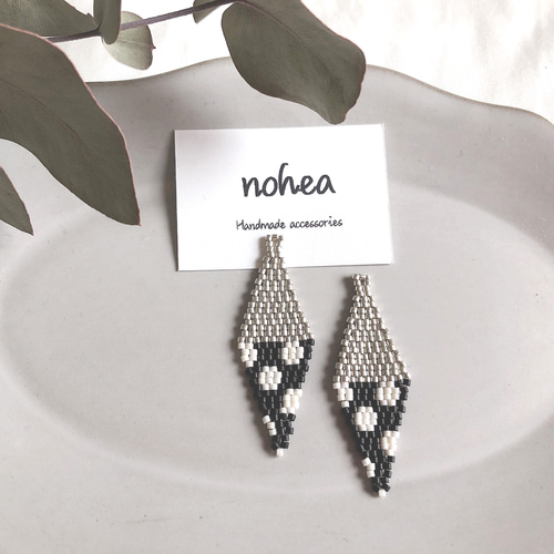 No.249 ドロップビーズのピアス ハンドメイド No.249 ドロップビーズのピアス ハンドメイド ビーズ ピアス 手作り