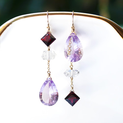 14KGF Pierced earring with Garnet, Amethyst, Herkimer quartz 第1張的照片