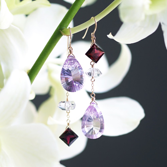 14KGF Pierced earring with Garnet, Amethyst, Herkimer quartz 第5張的照片