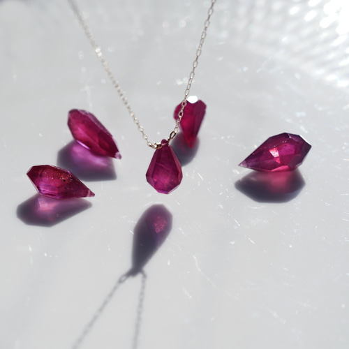 定価7万❗️タイガーアイ&ルビーの天然石ネックレス アンティーク