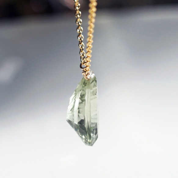 14KGF Neckrace with Green Amethyst 第8張的照片