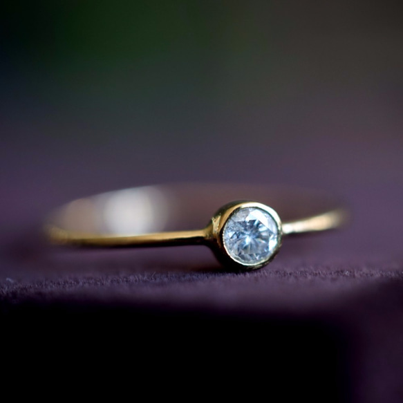K18ダイヤモンドの3mmラウンドブリリアントカット覆輪リング　～Maria 3枚目の画像