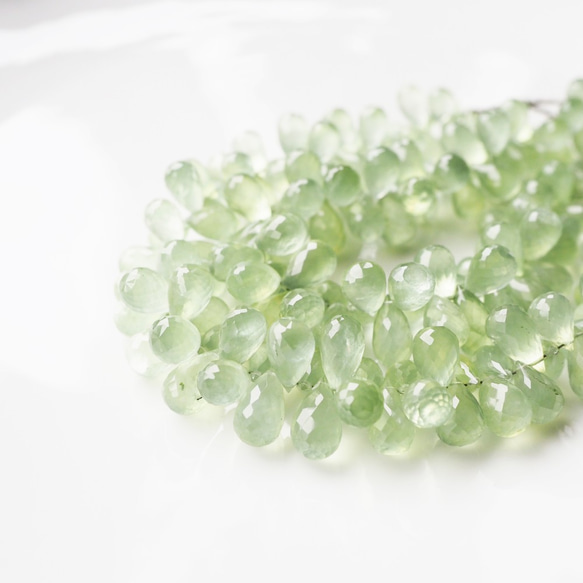 14KGF 40cm Necklace with Prehnite 第9張的照片