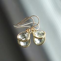 K10/K18 Pierced earring with Green amethyst. 第3張的照片