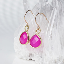 K18 Pierced earring with Chalcedony. 第2張的照片