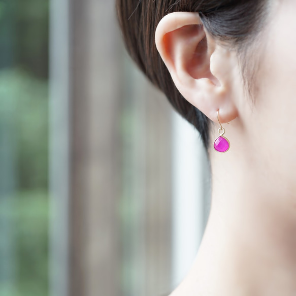 K18 Pierced earring with Chalcedony. 第3張的照片