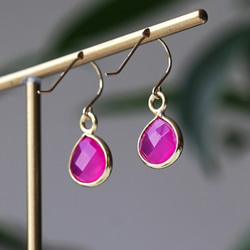 K18 Pierced earring with Chalcedony. 第5張的照片