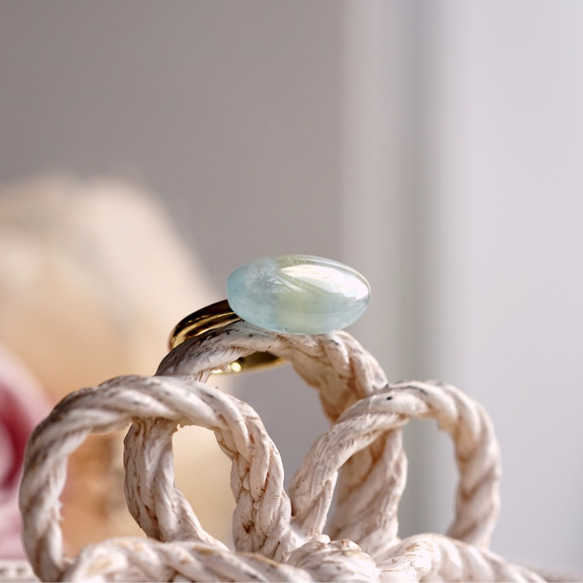 Free size Ring with stone/Aquamarine. 第3張的照片