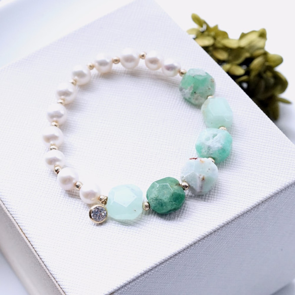 Pearl and Chrysoprase bracelet for 14cm to 16cm wrist 第7張的照片