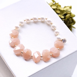 Pearl and Orange moonstone bracelet for 14cm to 16cm wrist 第7張的照片