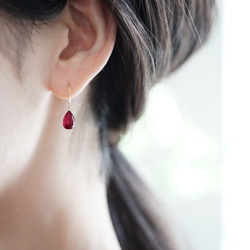 Outlet K18 Pierced Earring with Ruby 第2張的照片