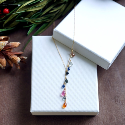 K18　サファイア　マルチカラー　ネックレスY字 K18サファイアマルチカラーネックレスY字
