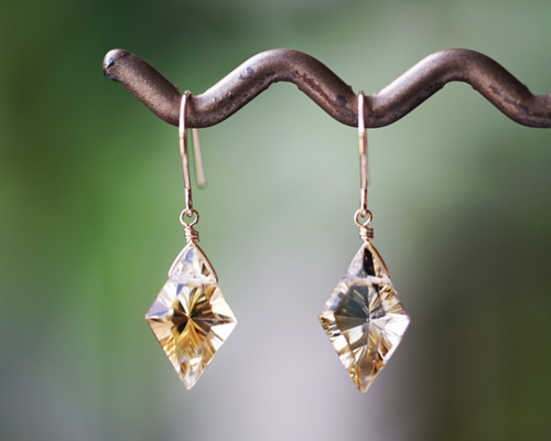 アメジストコンケーブカットピアスNO24-878-1 アメジストコンケーブカットピアスNO24-878-1