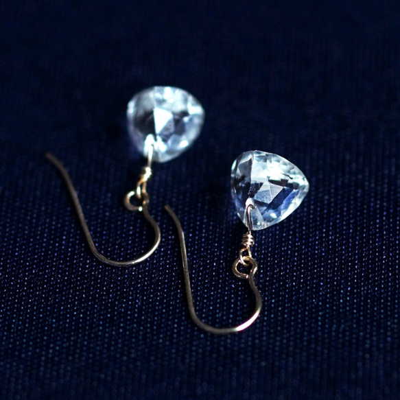 14KGF pierced earring with crystal 第7張的照片