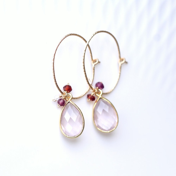 14KGF pierced earrings with Rose quartz and garnet. 第1張的照片