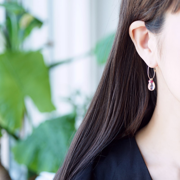 14KGF pierced earrings with Rose quartz and garnet. 第3張的照片