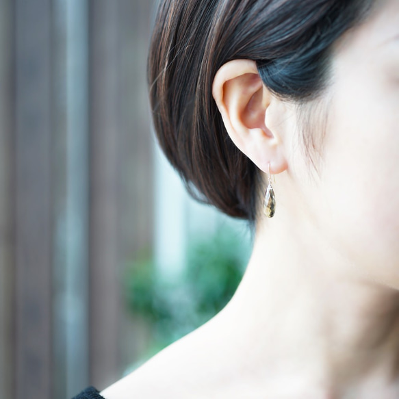 K18 Pierced earring with Lemon smokey quartz 第3張的照片