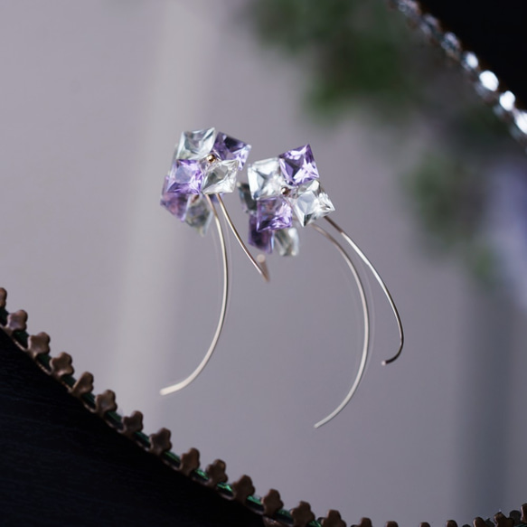 14KGF pierced earrings with Lemon quartz and Amethyst. 第2張的照片