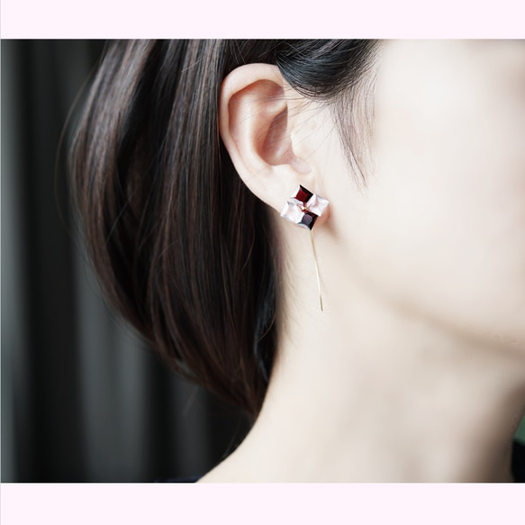 14KGF pierced earrings with Rose quartz and Garnet. 第2張的照片