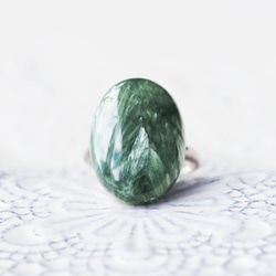 Freesize ring #11~ with Seraphinite 第1張的照片