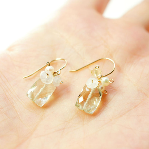 K18グリーンアメジストとシトリンのブーケピアス ピアス（フック