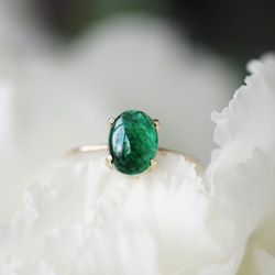 K18 Ring with Emerald 第1張的照片