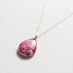 14KGF 45cm Necklace with Thulite 第2張的照片