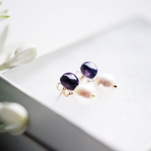 14KGF Pierced earring with Iolite and pearl 第2張的照片
