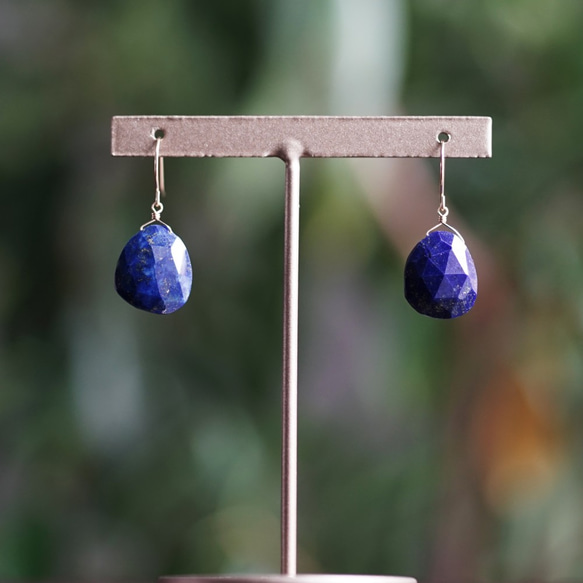 K18 Pierced earring with Lapis Lazuri 第2張的照片