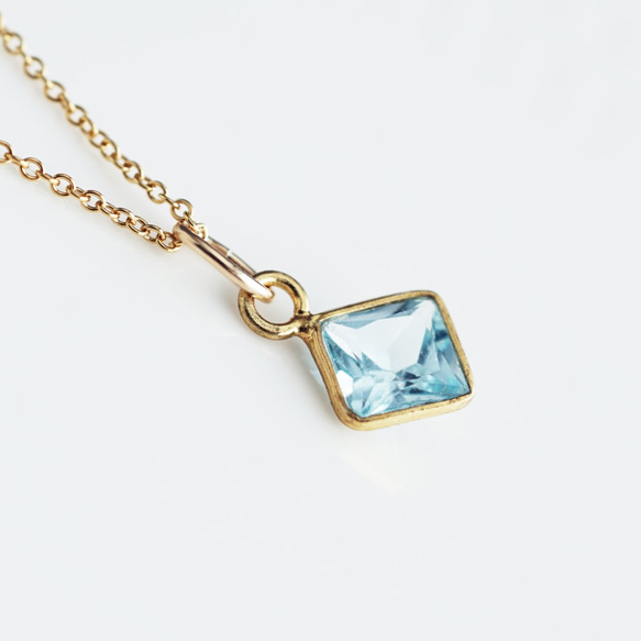14KGF 4５cm necklace with Blue topaz 第7張的照片
