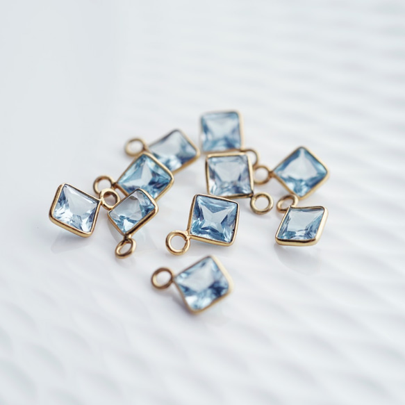 14KGF 4５cm necklace with Blue topaz 第10張的照片