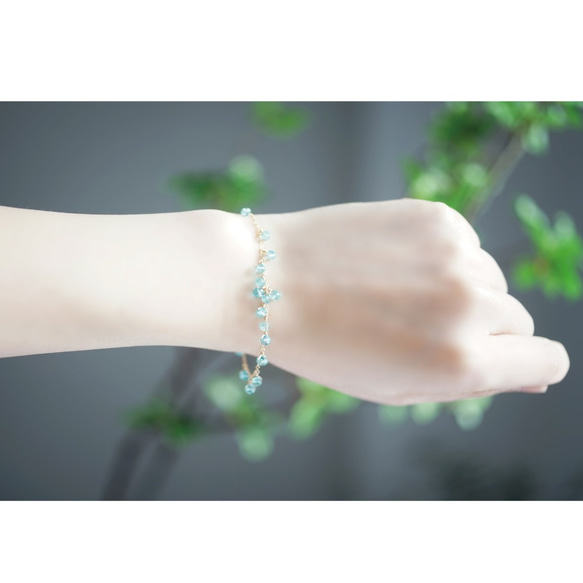 14KGF Bracelet with Blue Apatite 第8張的照片