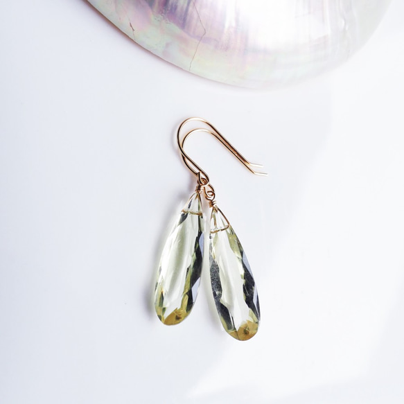 K10/K18 Pierced earrings with Lemon quartz. 第4張的照片