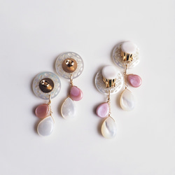 14KGF pierced earring with White shell. 第7張的照片